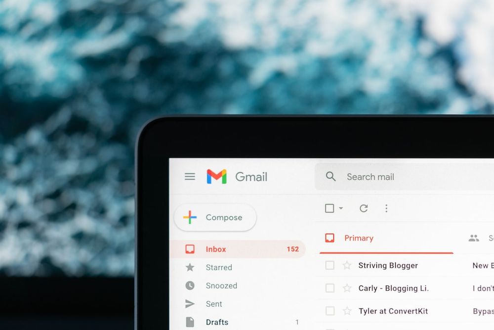 10 Tips for How to Organize Emails Efficiently